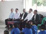 เจ้าอาวาสวัดบางตะพานมอบรูปหลวงปู่ทวดเป็นที่ระลึก