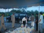 อบจ.นครศรีธรรมราชและอบต.บางนบ ร่วมกันแจกถุงยังชีพแก่ผู้ประสบอุทกภัย
